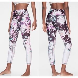 EUC Athleta Elation Blossom 7/8 Spring Nights Floral Yoga Pants/Legging Burgundy